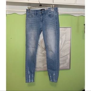Women’s Hollister Low-Rise Crop Super Skinny